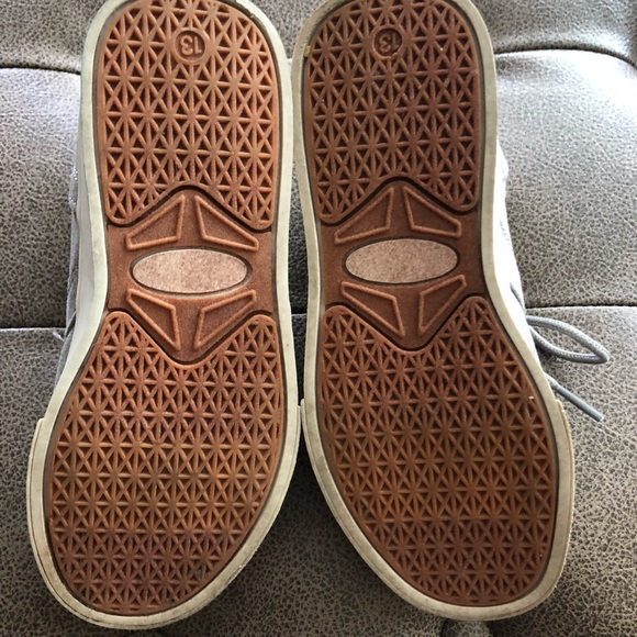 Boys converse chucks! - Picture 3 of 3